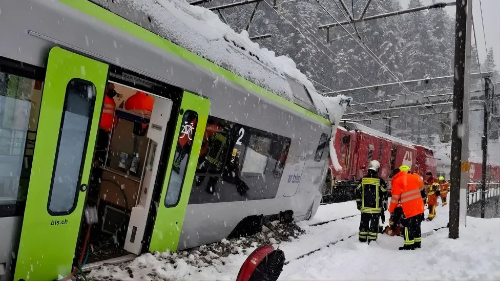 Swiss Train Hit by Avalanche Near Goppenstein, Several Injured