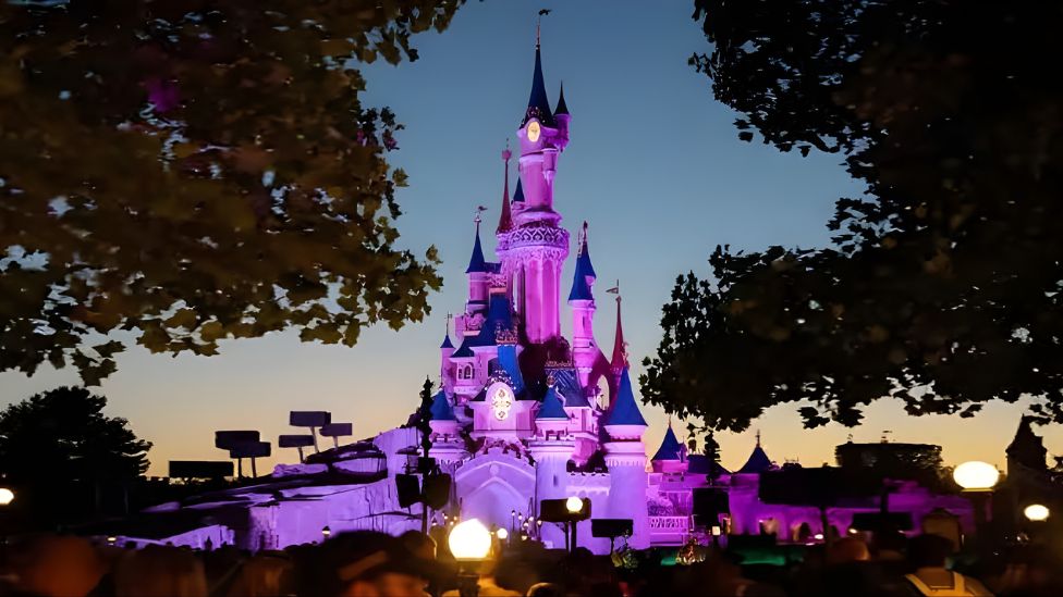 International Tourists Turn to Disneyland Paris Instead of US Disney Parks